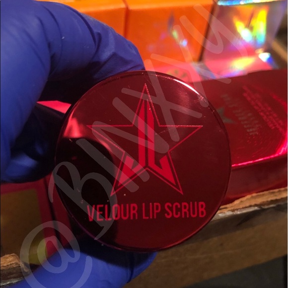Jeffree Star Cherry Soda Velour Lip Scrub 💋 - Picture 11 of 14